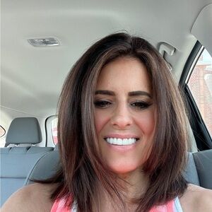 Meet your Posher, Tania